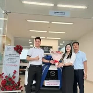 Hoạt động tư vấn và giao xe Mazda tại Phú Thọ 6